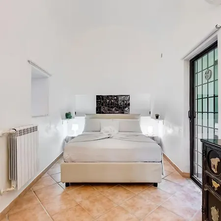 Questa Meravigliosa Proprieta E Dotata Di Tutti I Mobili Necessari Roma